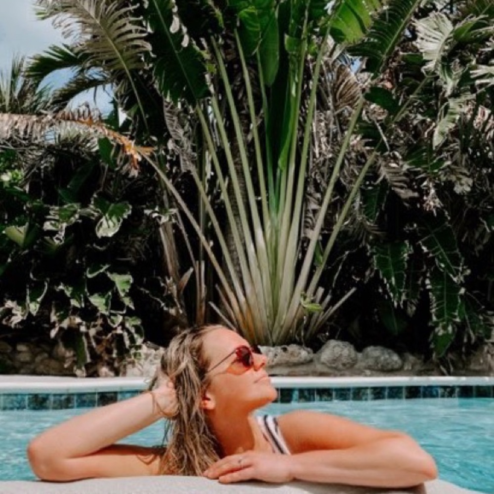 Meet your Posher, Stephanie